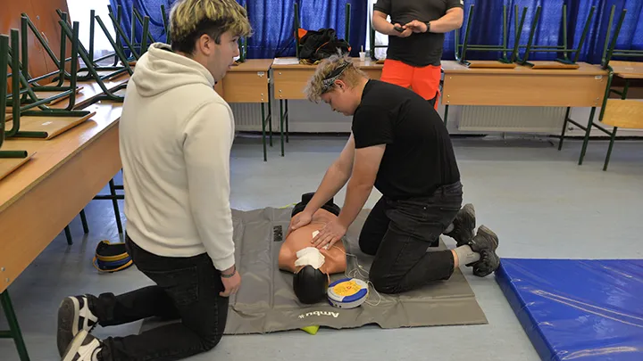 How STC Helps Employers Meet the Revised First Aid Requirements